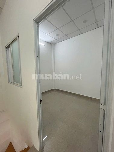 Cho thuê nhà hẻm 11  /  Nguyễn Văn Cừ p2q5