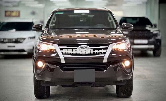 TOYOTA FORTUNER 2019