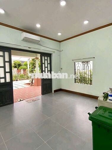 Cho thuê nhà vườn sân rộng Thạnh Xuân 52, nhà mới sơn sửa 100%