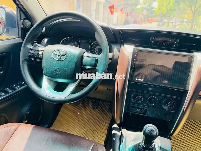 Toyota Fortuner 2017 2.4G 4x2 MT - 86000 km