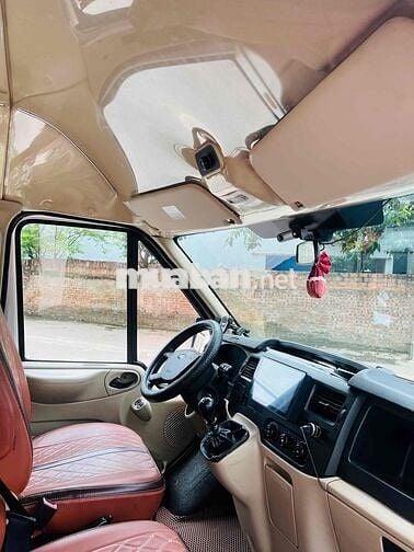 Ford Transit 2016 - 28 km