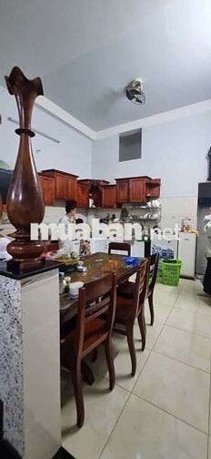 Bán nhà 1tret 1lầu tân Kiên cũ ( Tân Nhựt mới )