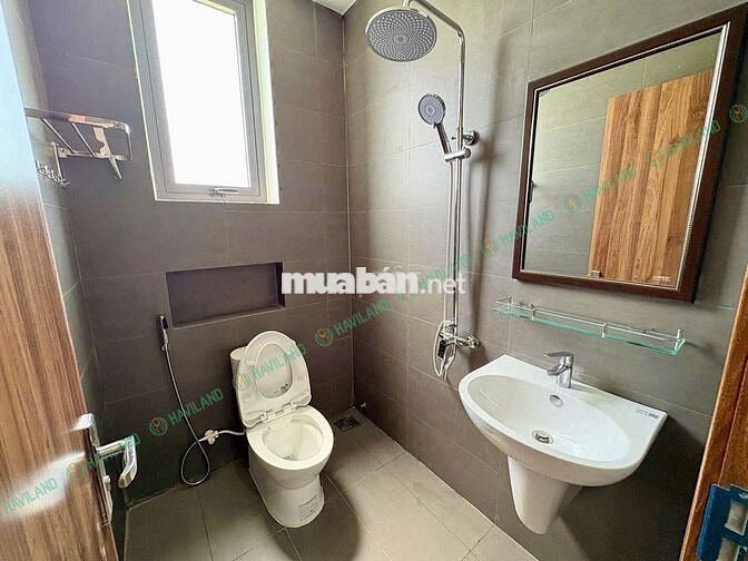 KHAI TRƯƠNG STUDIO BAN CÔNG GẦN BIỂN KHU NGŨ HÀNH SƠN