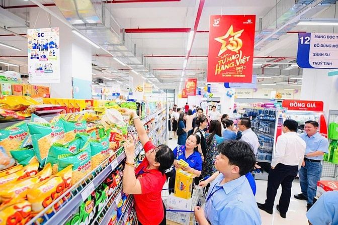 Cần Tuyển Lao Động Phổ Thông Trung Tuổi Tạp Vụ, Bảo Vệ, Bán Hàng, Kho