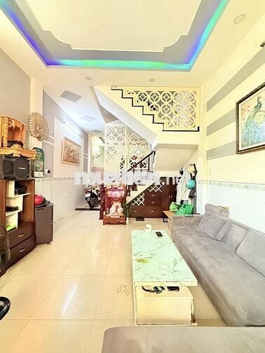 [NHÀ PHỐ SÁT CẦU BÔNG] GIA ĐÌNH 5 NGƯỜI - LÊ VĂN DUYỆT - 50m2- NHỈN 5Đ