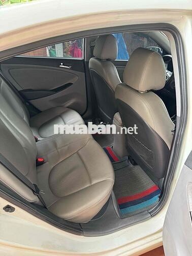 Hyundai Accent 2012 1.4 MT - 18000 km