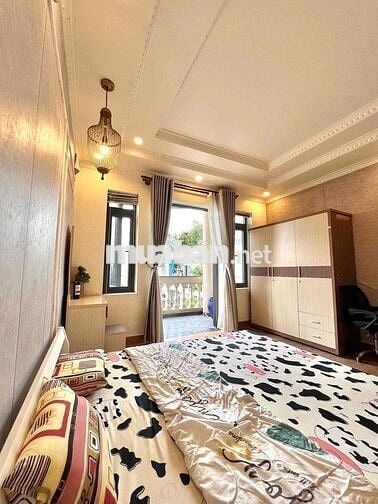 STUDIO BAN CÔNG FULL NỘI THẤT CAO CẤP RỘNG LẮM NHA