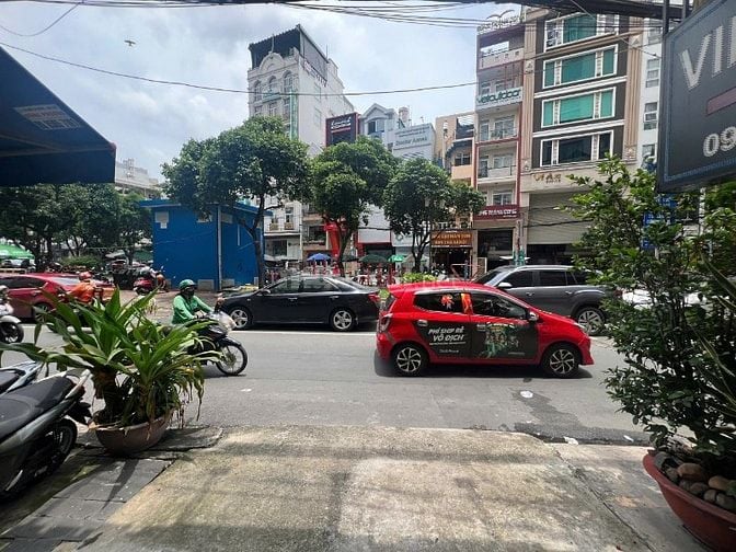 Cho Thuê Mặt Bằng, Ngay 283 CMT8, Kế bên Hà Đô, Tòa Nhà VP Viettel