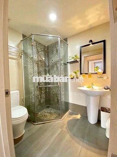 Cho thuê 2PN.2WC full nội thất ở ngay toà Orchard Garden