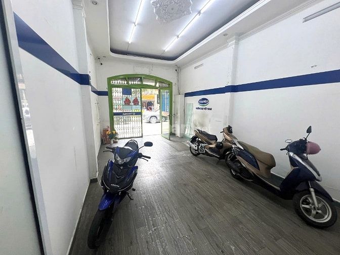 Cho Thuê Mặt Bằng, Ngay 283 CMT8, Kế bên Hà Đô, Tòa Nhà VP Viettel