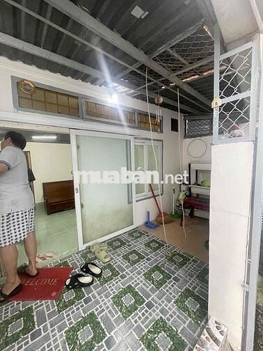 cho thuê nhà nguyên căn Full nội thất. phan xích long p2 PN