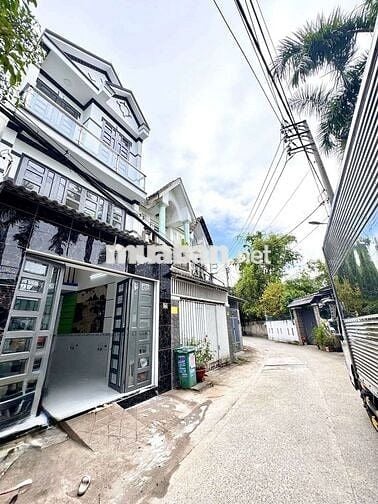 BÁN NHÀ SHR. DT: 4,5×14M. TRỆT LỮNG LẦU 3PN. ĐƯỜNG XE HƠI