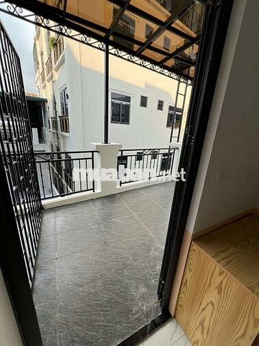 Bóc tem CCMN 1n1k 35m2 full đồ xịn sò. Ban công, máy giặt _ Quan Nhân