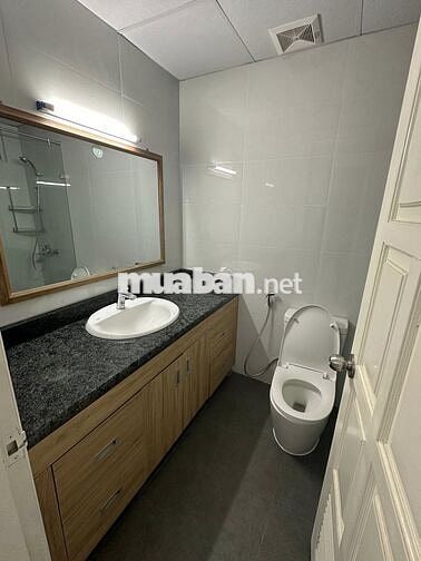 CHÍNH CHỦ CHO THUÊ CĂN HỘ 119m2 3PN 2VS KĐT CIPUTRA HÀ NỘI