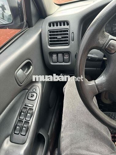 Mazda 323 2001 1.6 MT - 25500 km