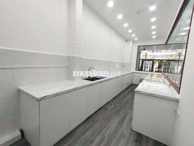 Cho Thuê Mặt Bằng Đường Nguyễn Công Trứ, Quận 1 ( KD Tự Do - 3.8x18m )