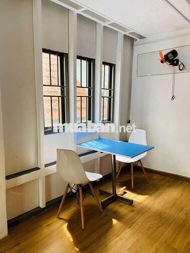 STUDIO BAN CÔNG TÁCH BẾP VIBE NHẬT BẢN FULL NỘI THẤT GẦN UTH FTU