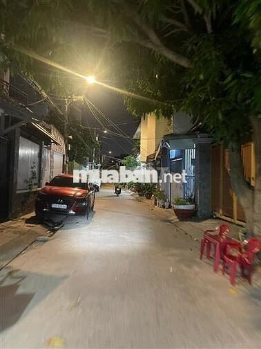 Đất sổ hồng. Giáp Sadeco Phước Kiển A. Kdc hiện hữu, xd tự do.