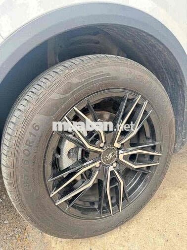 VinFast VF5 2024- 14000 km