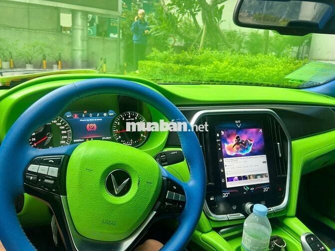 VinFast Lux A2.0 2021 2.0 AT - 900000 km