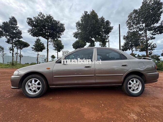 Mazda 323 2001 1.6 MT - 25500 km