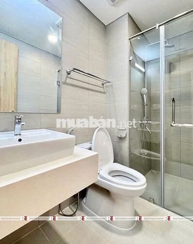 Cần bán rẻ căn 2PN 1WC, sổ hồng sẵn giá chỉ 3,65ty, View thành phố Q1