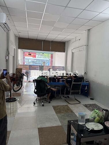 MT Huỳnh Tấn Phát,Phú Thuận, Q7.DT:167m2 ,Ngang4.2x38m, 24 tỷ TL