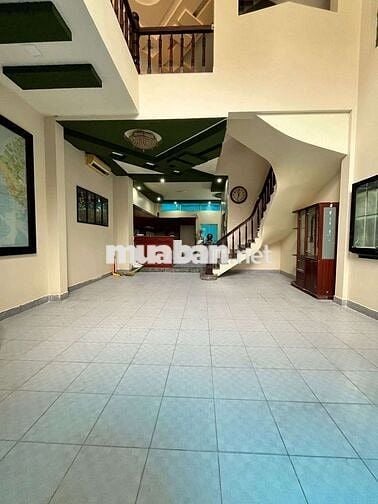 Cho thuê nhà có thang máy 6x20. 4 Tấm 6 phòng giá 35 Triệu