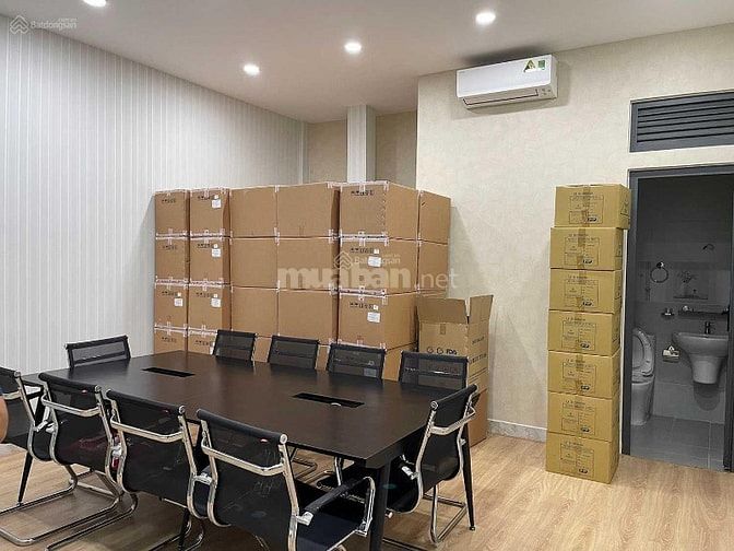 CƠ HỘI HIẾM – NHÀ MẶT TIỀN TRẦN MINH QUYỀN, QUẬN 10 – DÒNG TIỀN 50TR/T