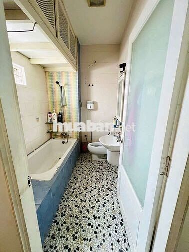 Nhà tiện kd cty, dạy học airbnb/home 4x30m 5PN 5WC Q1