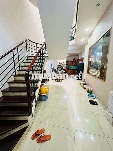 Nhà tiện kd cty, dạy học airbnb/home 4x30m 5PN 5WC Q1