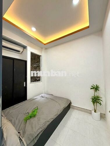 Căn hộ 2PN full nội thất có ban công, cửa sổ - Khu vip Bình Thạnh