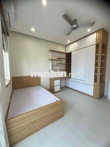 Bán nhà tập thể phố Võ Thị Sáu nhà đẹp 2 thoáng ở ngay 80mT5 giá nhỉnh