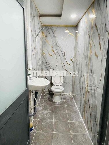 Trống Lại Căn StudiO mới keng ngay Lăng Cha Cả