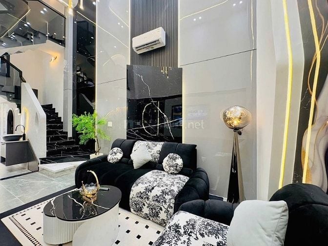 Chủ hạ giá bán gấp căn nhà Nguyễn Thị Minh Khai - Q1 - Giá hạ 6 tỷ 150