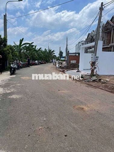Đất nền mặt tiền đường nhựa kinh doanh