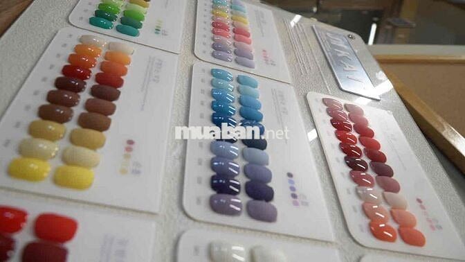 cần sang lại tiệm nail ngay tại Nguyễn Trãi Q1. 82m2. 2 tầng.