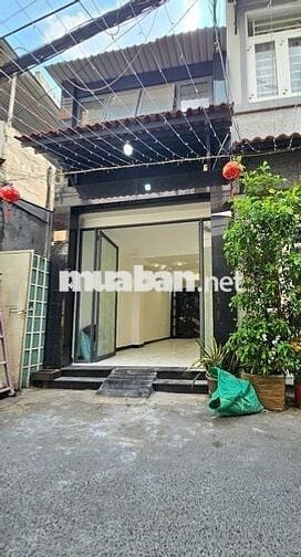 Nhà nguyên căn đẹp đường Lê Văn Sỹ Q3 vị trí tốt giá chỉ 1x