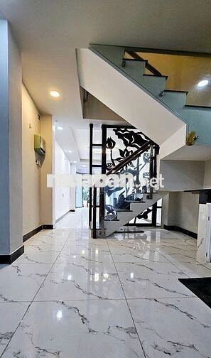 Nhà nguyên căn đẹp đường Lê Văn Sỹ Q3 vị trí tốt giá chỉ 1x