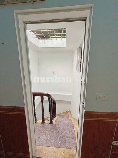 Bán Nhà Trương Định 17M x 5T,MT: 3,3M Giá 5,2 Tỷ. Ngõ nông, 30m ra phố