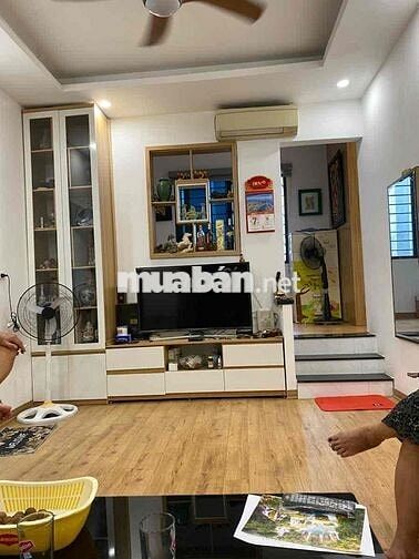 Bán nhà tập thể phố Kim Ngưu ngõ nông oto nhà đẹp 2 thoáng ở ngay 100m