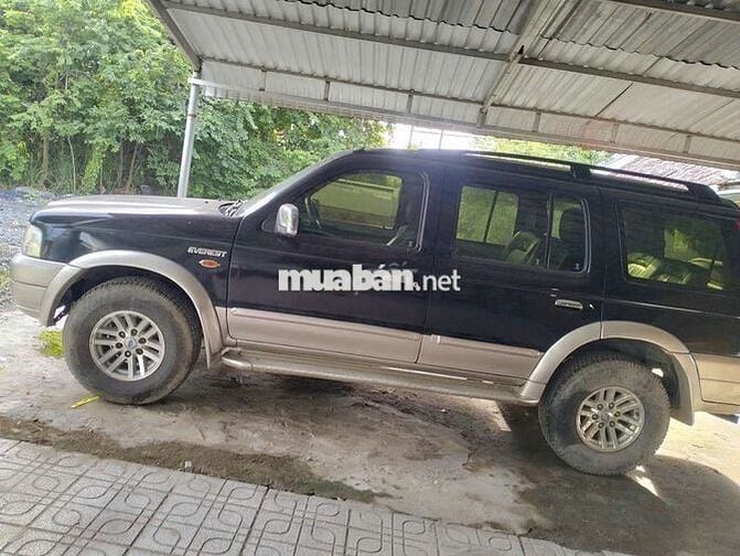 Ford Everest 2006 2.5L 4x4 MT - 156000 km