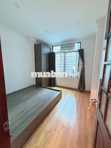 Bán Nhà Trương Định 17M x 5T,MT: 3,3M Giá 5,2 Tỷ. Ngõ nông, 30m ra phố