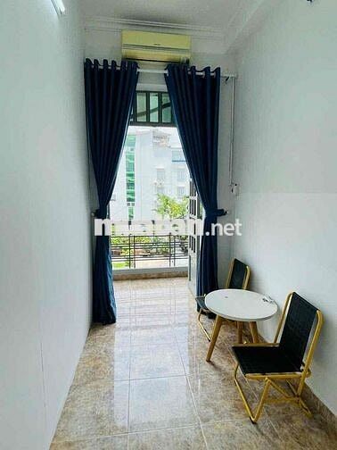 Căn hộ 2PN/Tách bếp/Bancol - Ngay Phú Nhuận ( Trống sẵn ở liền )