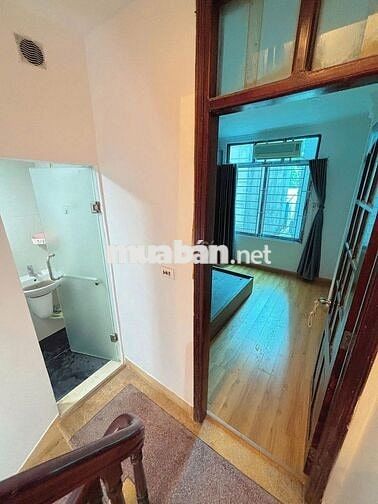 Bán Nhà Trương Định 17M x 5T,MT: 3,3M Giá 5,2 Tỷ. Ngõ nông, 30m ra phố