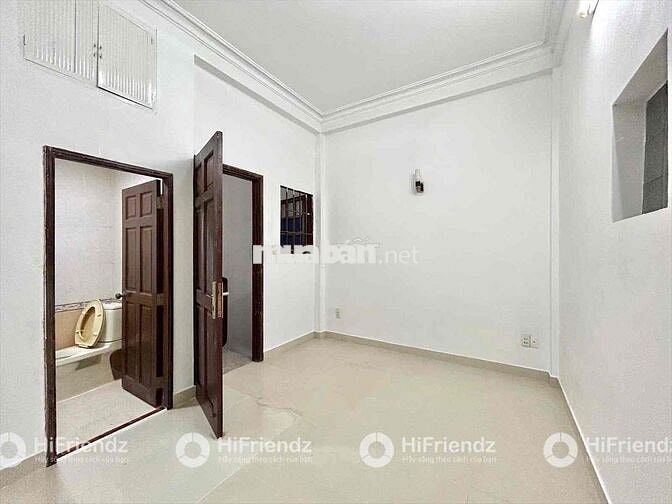 CHO THUÊ NHÀ 3 LẦU 4PN 200M2 KHU SÂN BAY - ĐƯỞNG HẺM OTO