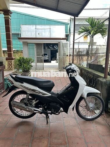 Em Cần bán con wave110 giấy tờ đầy đủ biển hà nội