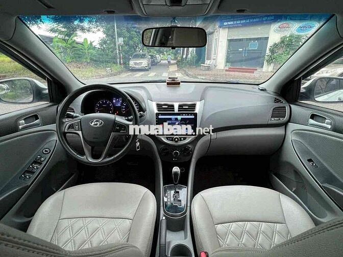 Hyundai Accent 2014 1.4 AT Hatchback - Nhập khẩu