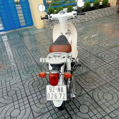 xe honda cup đi hoc đi chơi nay kg đi nữa cần bán