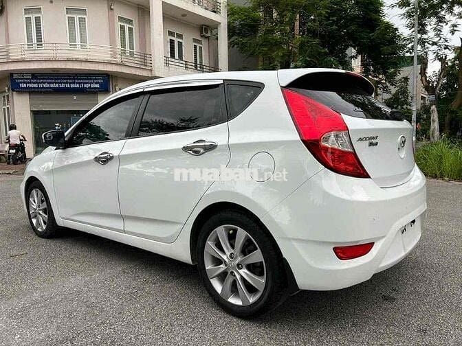 Hyundai Accent 2014 1.4 AT Hatchback - Nhập khẩu